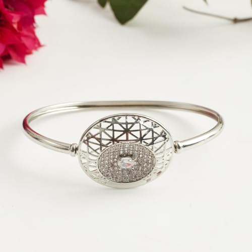 Sparkling Elegance Radiant Round CZ Bracelet